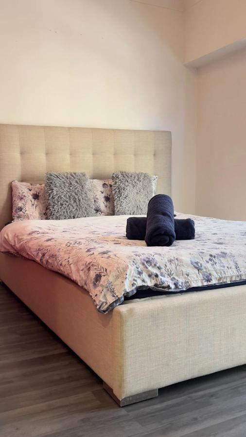 Aldgate Rooms Лондон Экстерьер фото