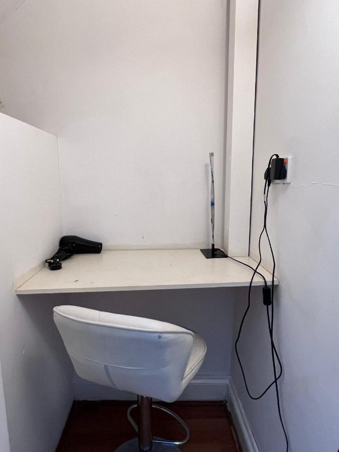 Aldgate Rooms Лондон Экстерьер фото