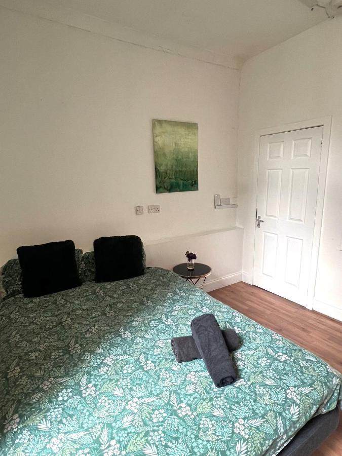Aldgate Rooms Лондон Экстерьер фото